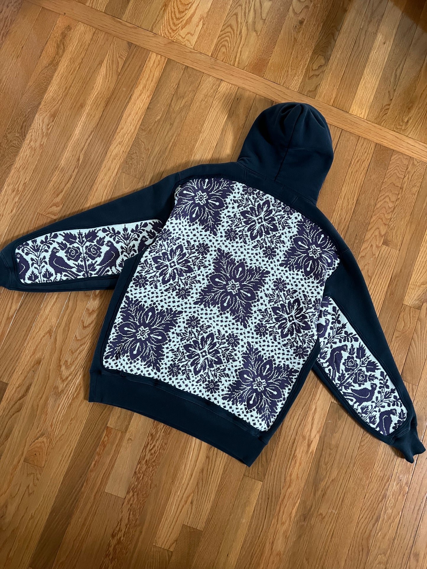 1 of 1 Reworked Garden Kitties Blanket Hoodie Size Large