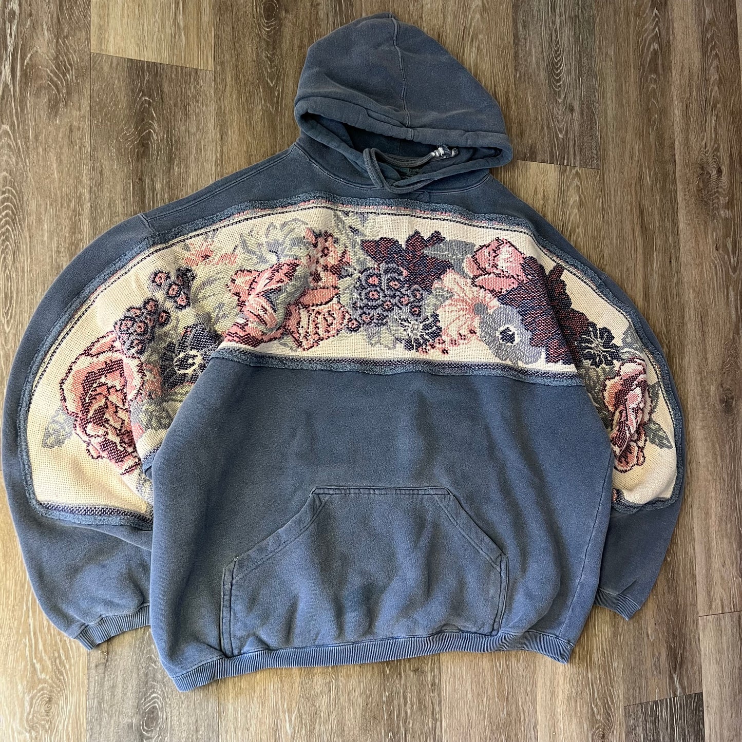 1 of 1 Reworked Flower Wrap Blanket Hoodie Size Baggy Large
