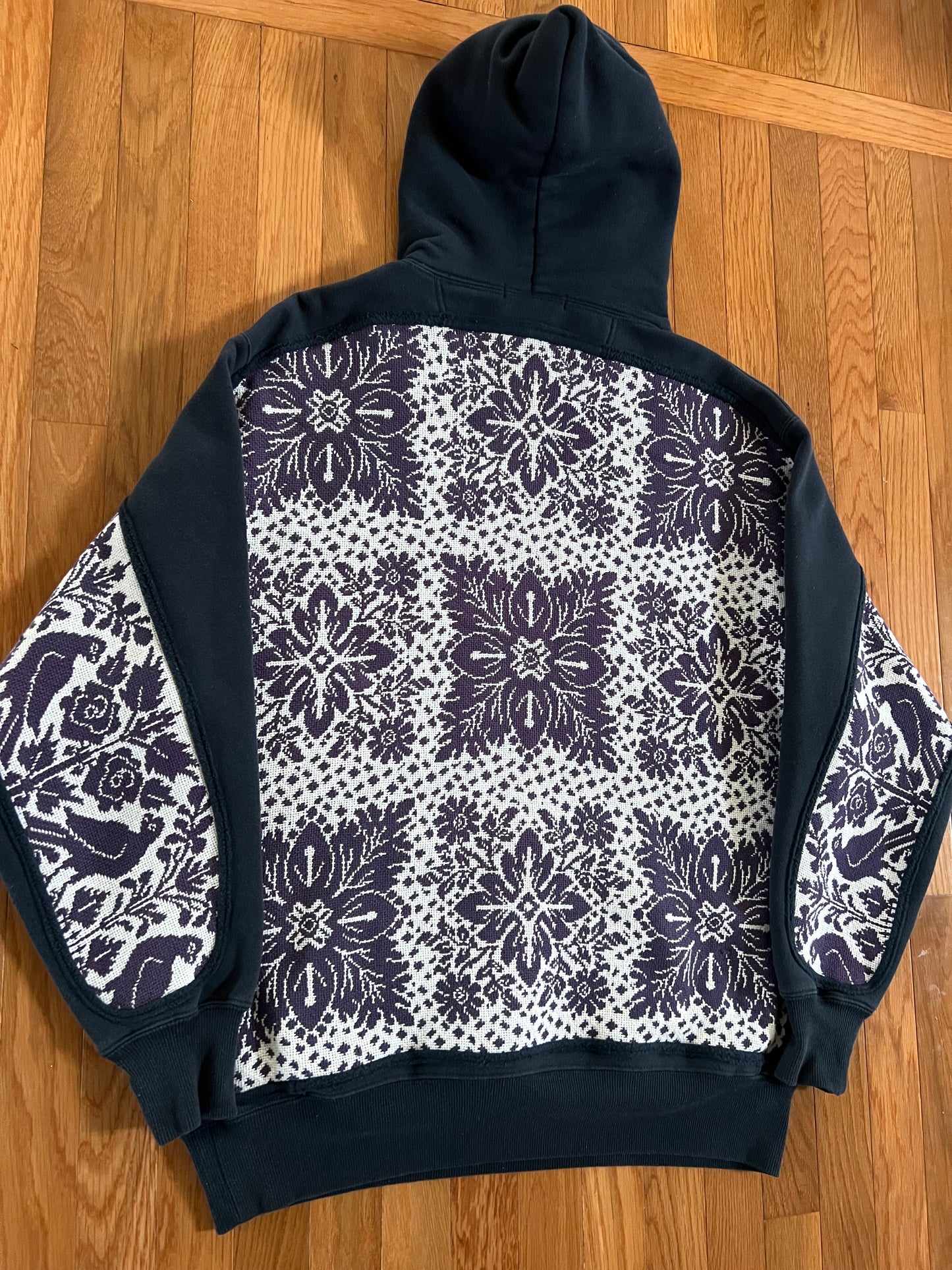 1 of 1 Reworked Garden Kitties Blanket Hoodie Size Large