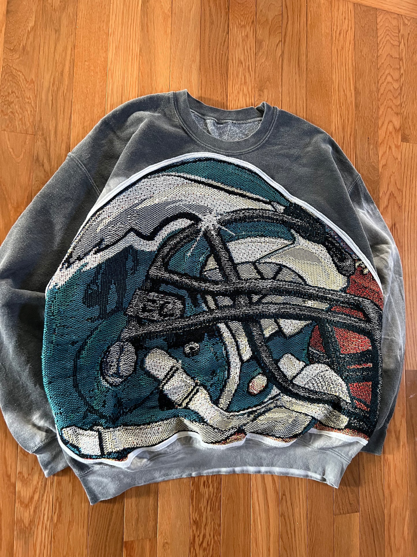 1 of 1 Reworked Eagles Helmet Blanket Crewneck Size XL