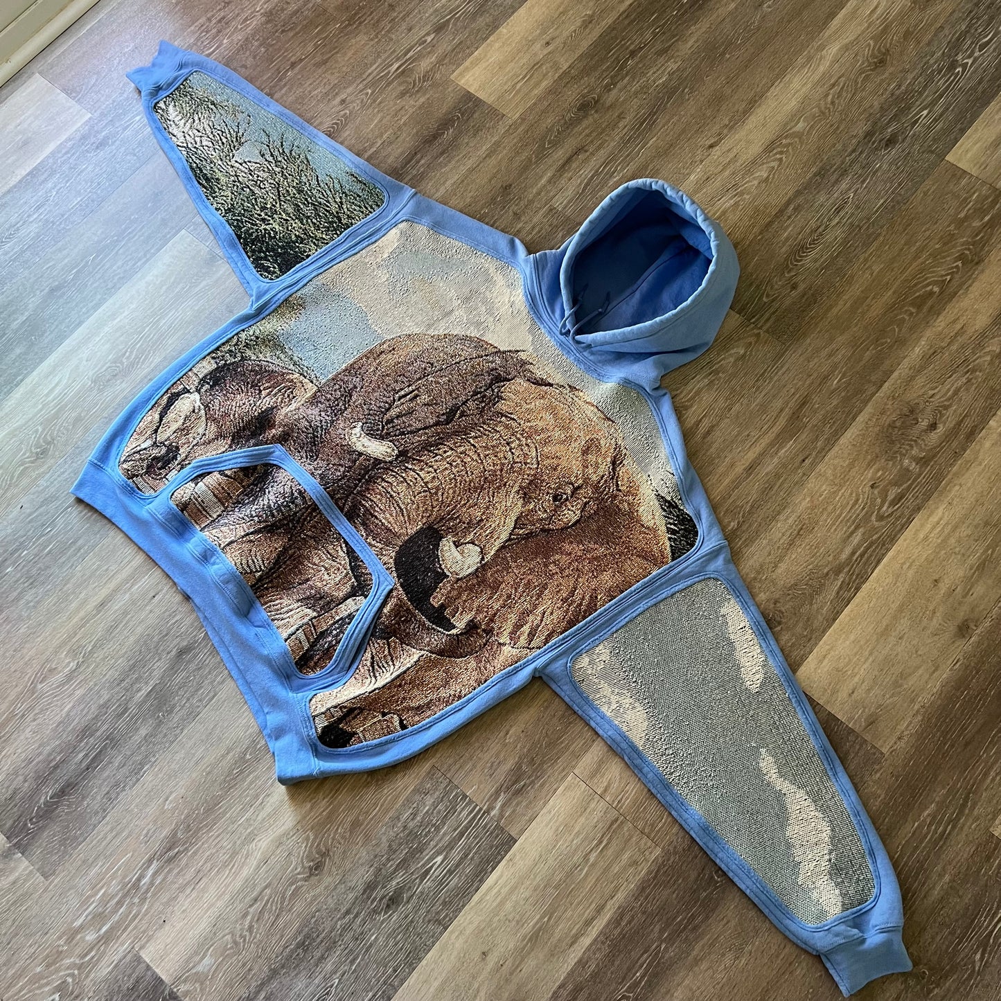 1 of 1 Reworked Elephant Herd Blanket Hoodie Size XXL-XXXL