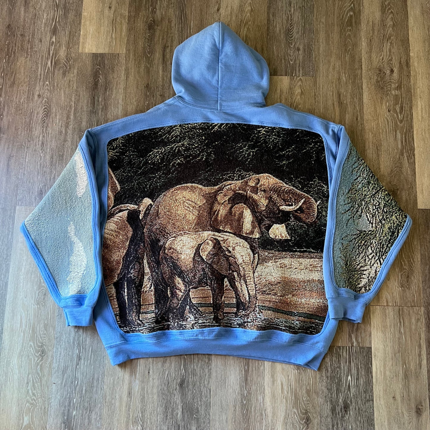 1 of 1 Reworked Elephant Herd Blanket Hoodie Size XXL-XXXL